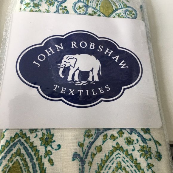 Tarrani Peacock decorative pillow case - Picture 2 of 6